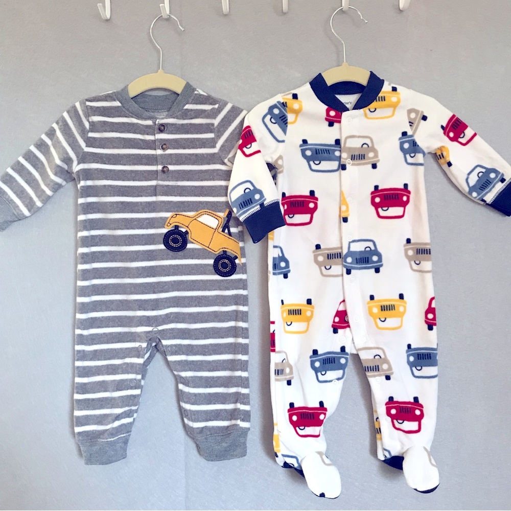 Baby boy Carters soft footsie onesie pajamas size 3-6 months